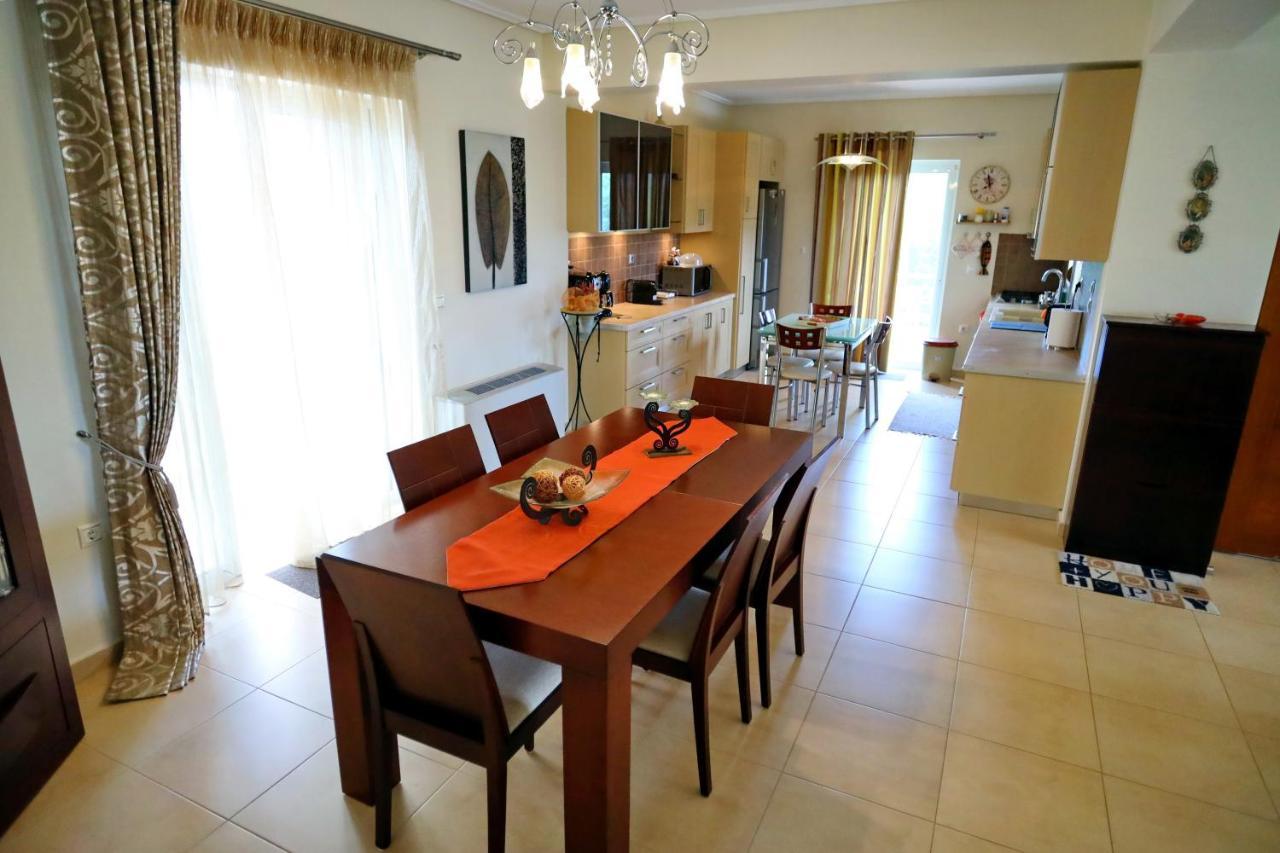 Fou'S Luxury Apartment Ναύπακτος Εξωτερικό φωτογραφία